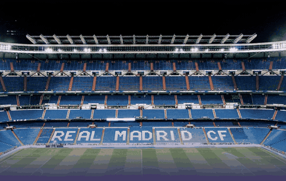 El Santiago Bernabéu llenándose antes de un partido